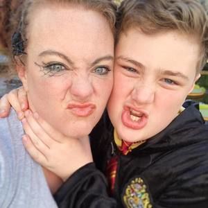 Meet your Posher, Melissa